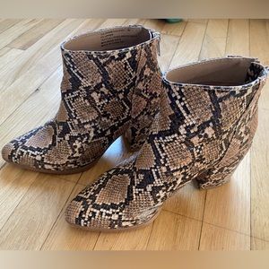 Steve Madden Booties Size 7